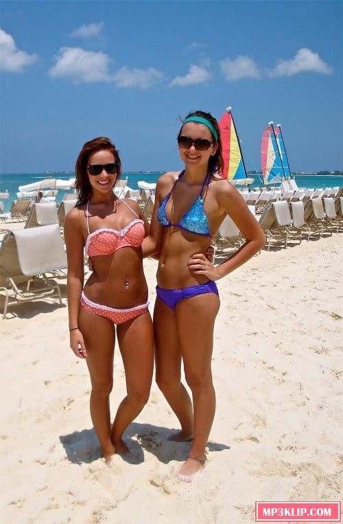 Летние девушки (34 фото)