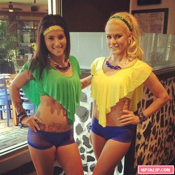 Симпатичные болельщицы футбола со всего мира. Часть 2 (41 фото) Симпатичные болельщицы футбола со всего мира. Часть 2 (41 фото)