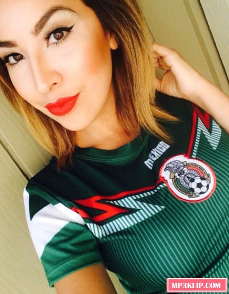 Симпатичные болельщицы футбола со всего мира. Часть 2 (41 фото) Симпатичные болельщицы футбола со всего мира. Часть 2 (41 фото)