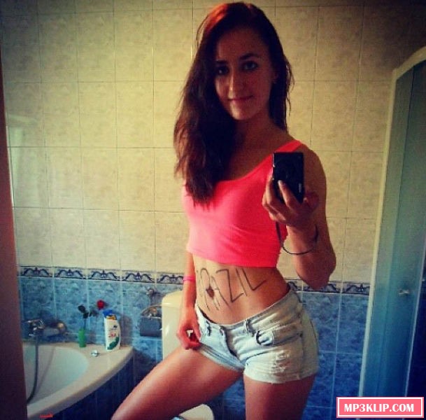 Симпатичные болельщицы футбола со всего мира. Часть 2 (41 фото) Симпатичные болельщицы футбола со всего мира. Часть 2 (41 фото)