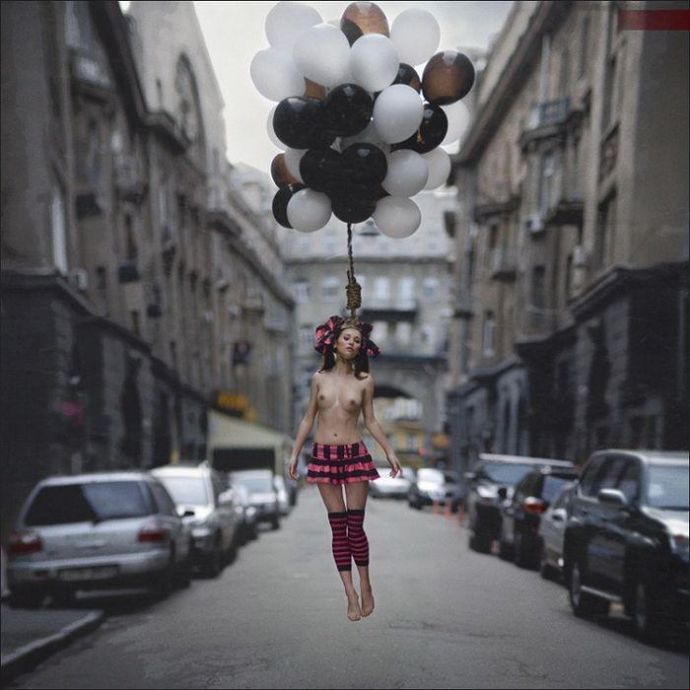 Дура на шариках решила полетать - Эроприколы