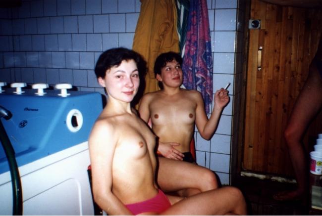 Любительские фото девочек в бане Любительские фото девочек в бане