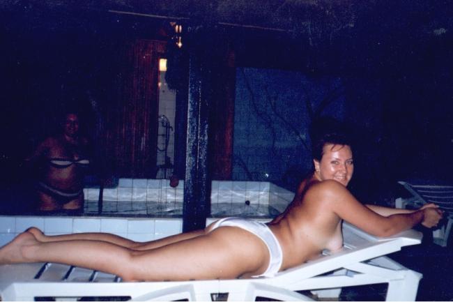 Любительские фото девочек в бане Любительские фото девочек в бане