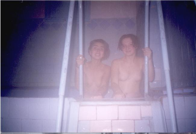 Любительские фото девочек в бане Любительские фото девочек в бане