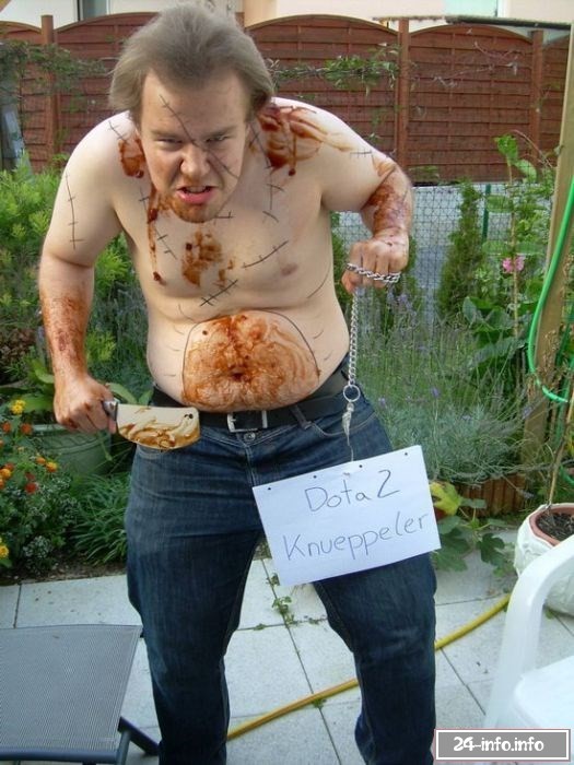 Игроманы-неудачники из социальных сетей (24 фото)