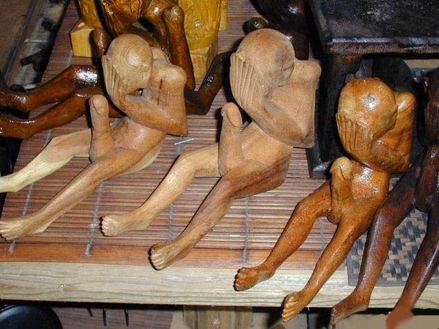 Когда не невтерпеж можно потрахаться и на улице -  Эроприколы