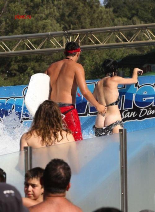 Когда не невтерпеж можно потрахаться и на улице -  Эроприколы