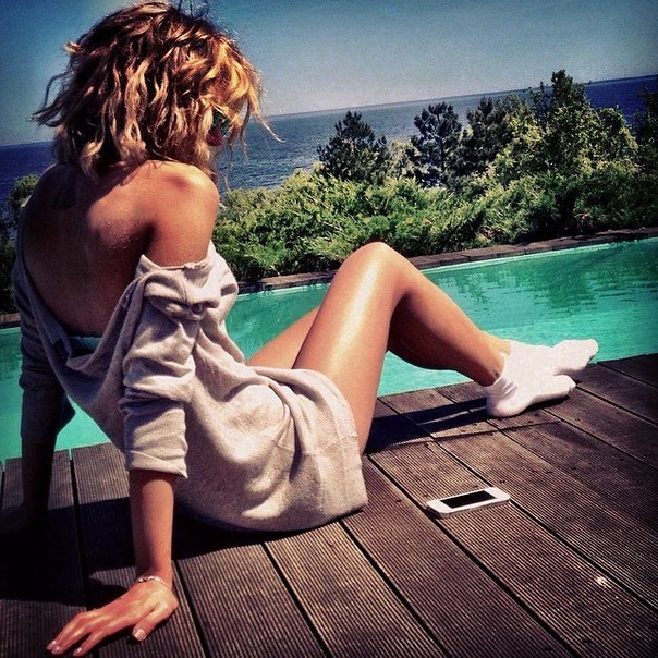 Миша Романова Род деятельности: Певица