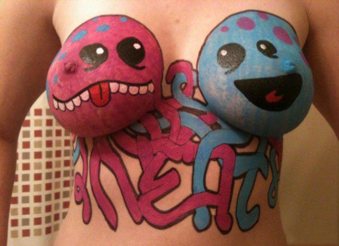 Дрочет член мужику пылесосом - Эроприколы