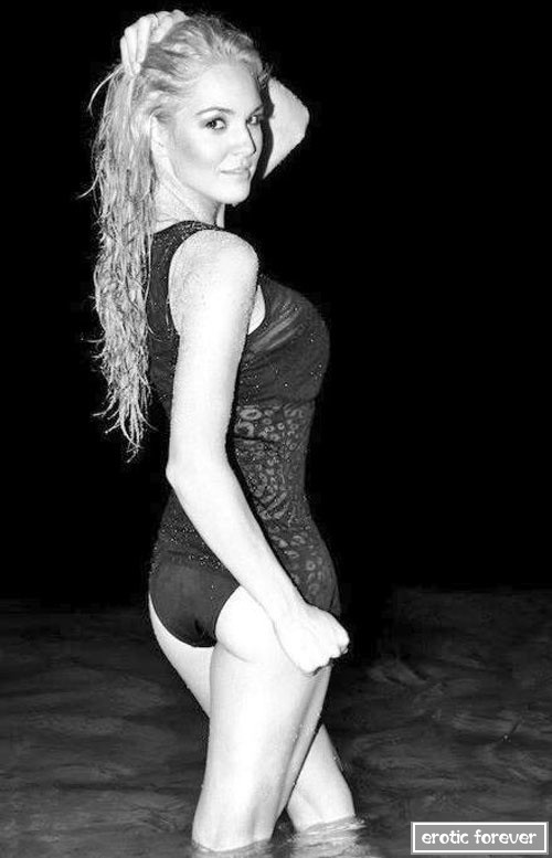 Девушки любят воду