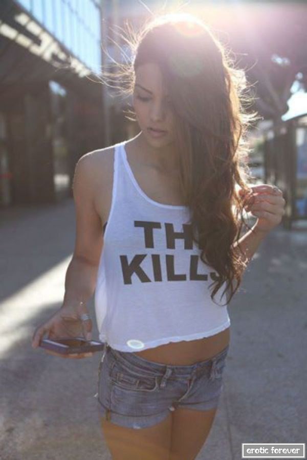 Девушки в сексуальных шортиках