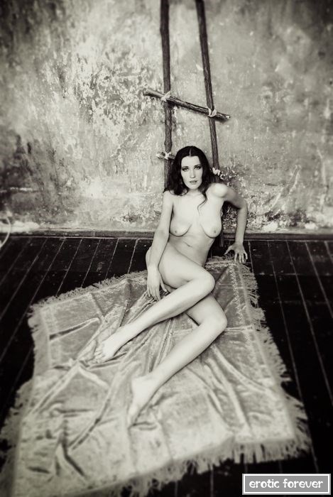 подборка лучших эротических работ фотографов из России, Украины