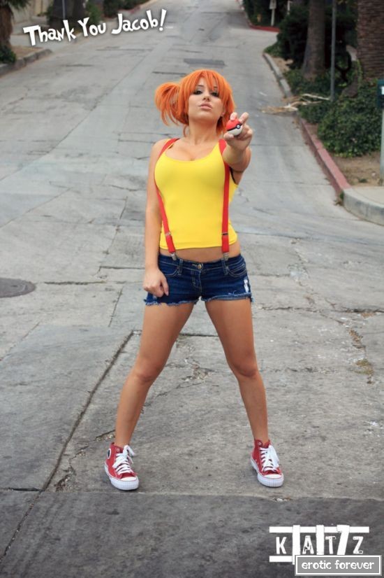 Сексуальная косплейщица и мастер перевоплощений