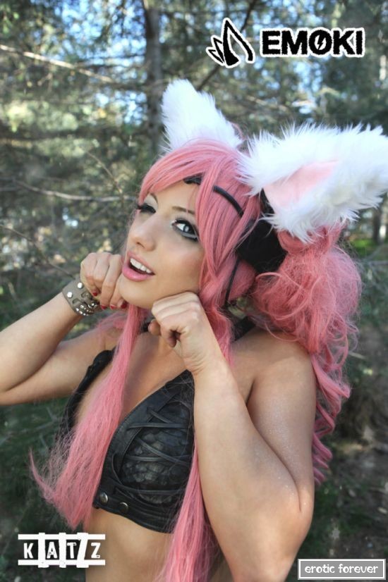 Сексуальная косплейщица и мастер перевоплощений