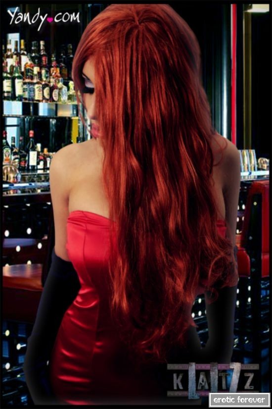 Сексуальная косплейщица и мастер перевоплощений