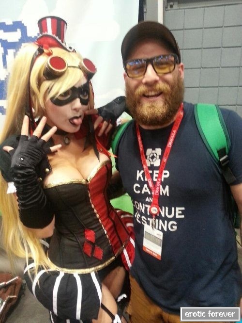 Стройные девушки с большой грудью