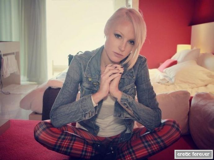 Обворожительные красотки с просторов сети