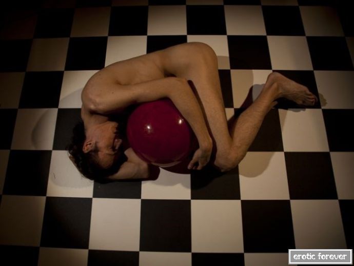 подборка лучших эротических работ фотографов из России, Украины