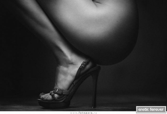 подборка лучших эротических работ фотографов из России, Украины