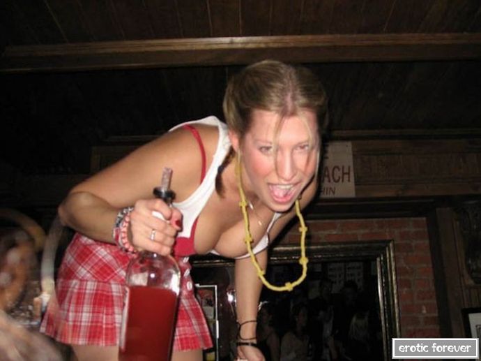 Пьяные бабы моря не боятся