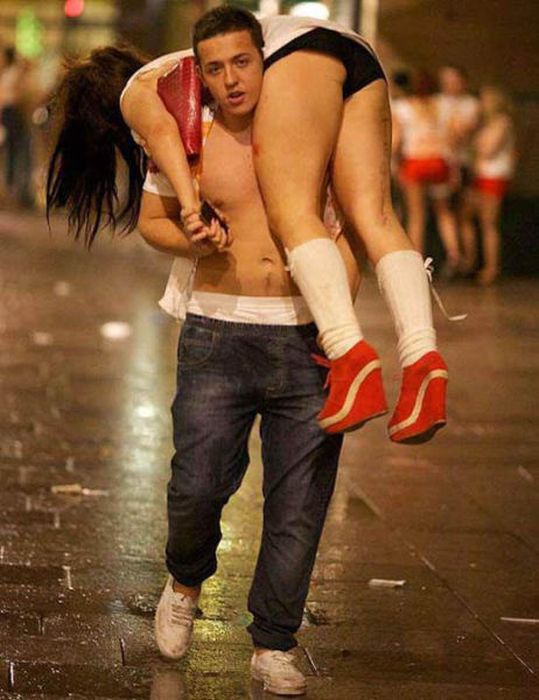 Девушки отрываются на выходных