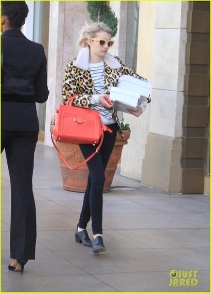 Эмма Робертс и Эван Питерс в ЛА.