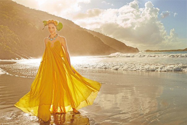 Hilary Rhoda for Vogue Japan May 2015by Mariano Viv