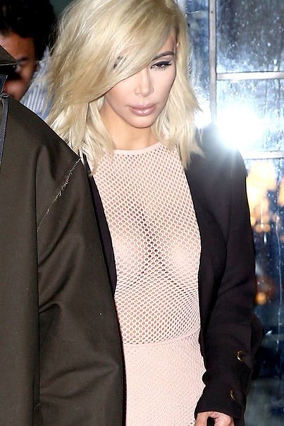Kim Kardashian – “Lanvin” Fashion Show in Paris