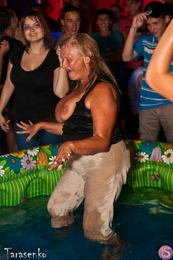 Клубные девочки из Европы (эротика)