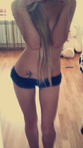 Любители фоткать себя в зеркале (эротика)