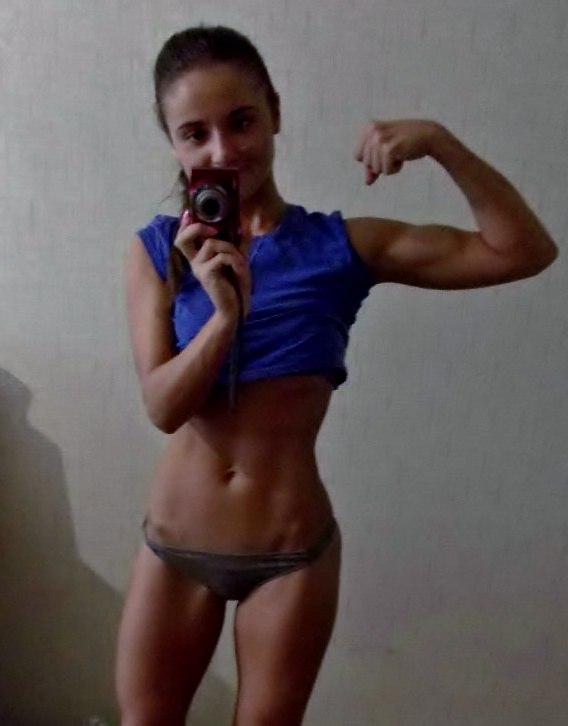 Любители фоткать себя в зеркале (эротика)