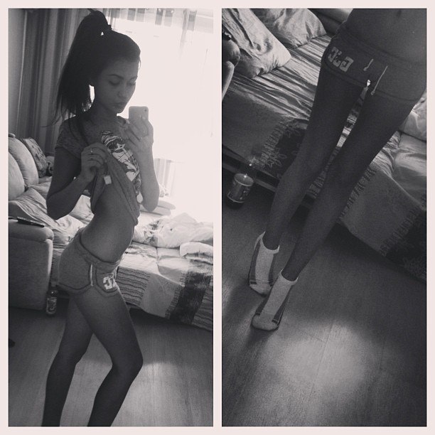 Любители фоткать себя в зеркале (эротика)