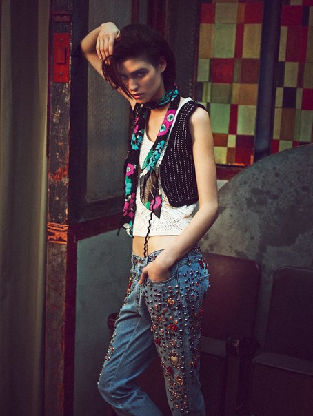 Manon Leloup by Serge Leblon for Vogue Turkey March
