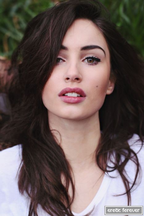 Милые девушки из соц сетей Милые девушки из соц сетей