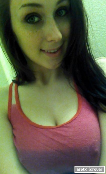 Обворожительные девушки с внушительным размером груди Обворожительные девушки с внушительным размером груди