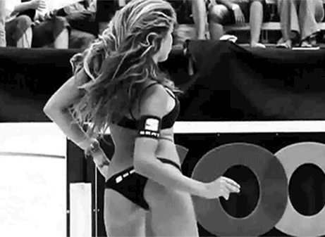 Попки в гифках