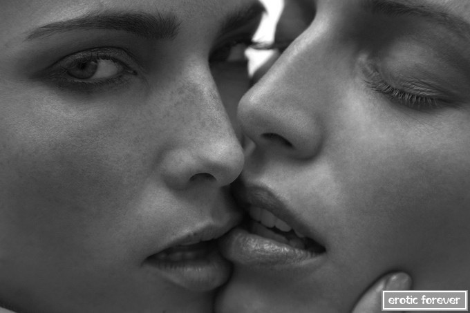 Провокационный фотограф Cornelie Tollens (эротика)