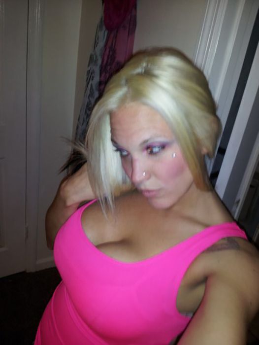 Сексуальные девчата фоткают себя