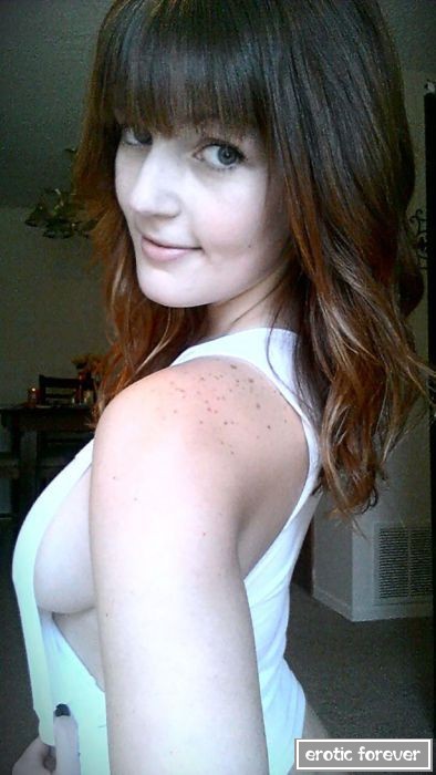 Сексуальные девушки хвастаются своим телом Сексуальные девушки хвастаются своим телом