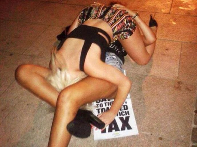 Девушки отрываются на выходных