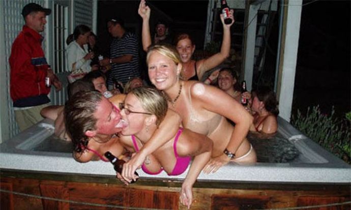 Девушки отрываются на выходных