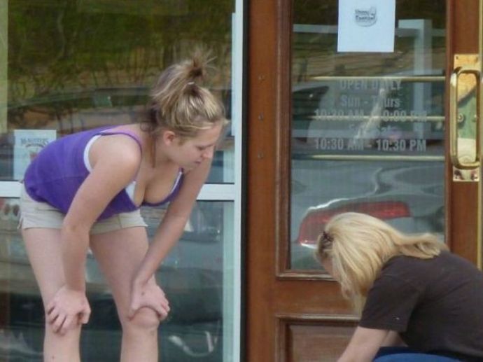 Девушки с большой грудью и красивым декольте