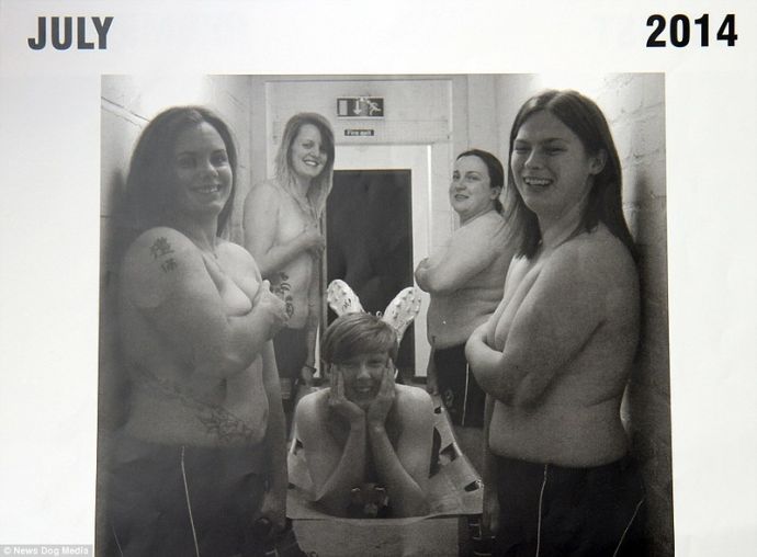 Худший календарь в стиле НЮ