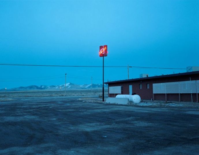 Как проходят будни путан (эротика)