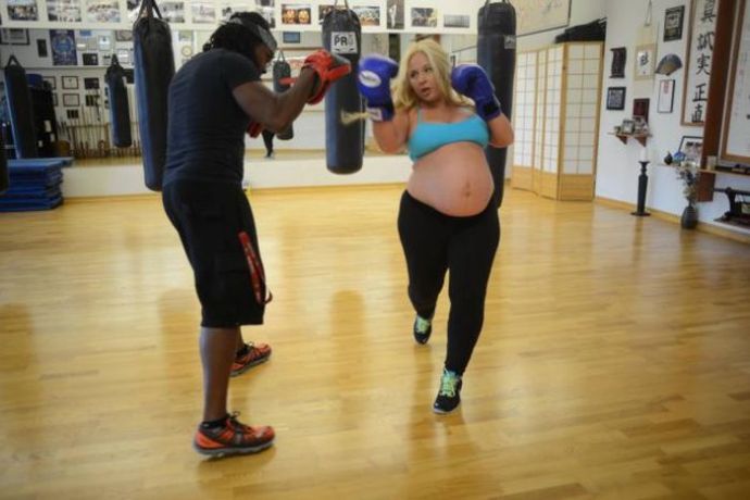 Королеву кикбоксинга ничто не остановит