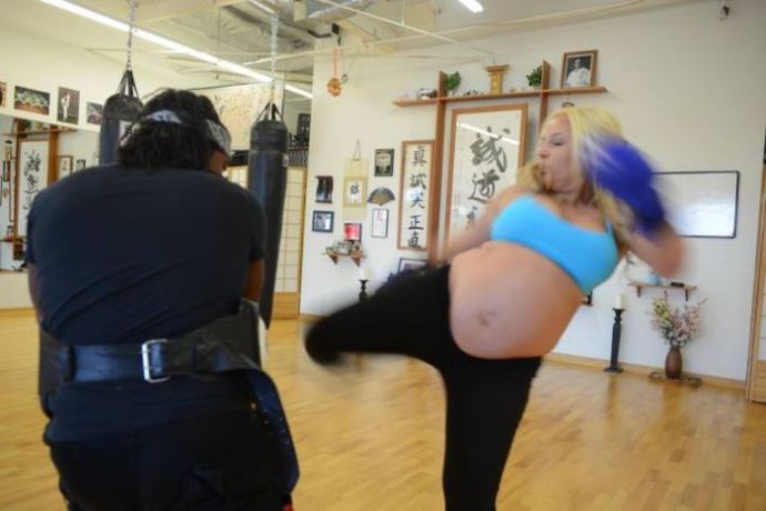 Королеву кикбоксинга ничто не остановит