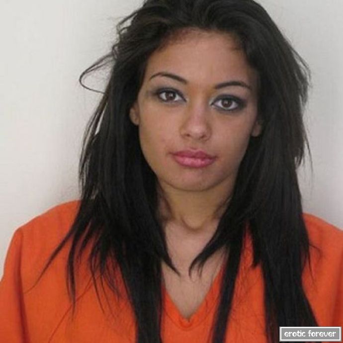 Магшоты симпатичных девушек