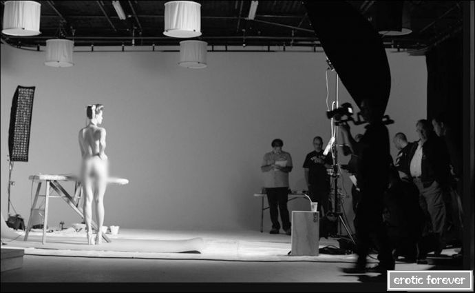 Молочный пин-ап (эротика)