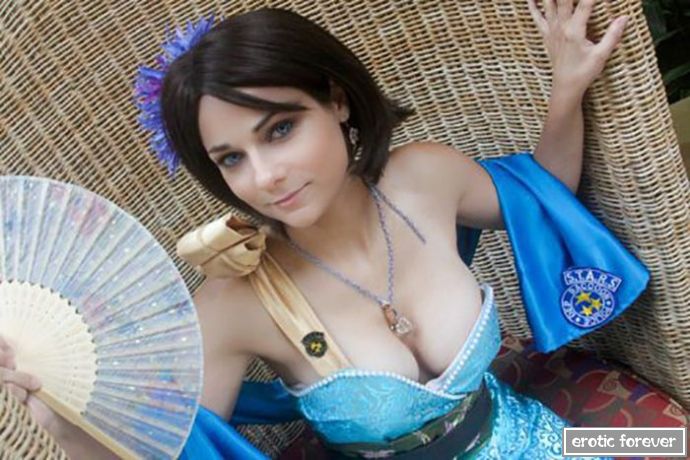 Обворожительные девушки с внушительным размером груди