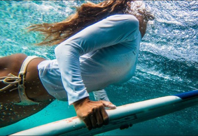 Оригинальные снимки девушек под водой